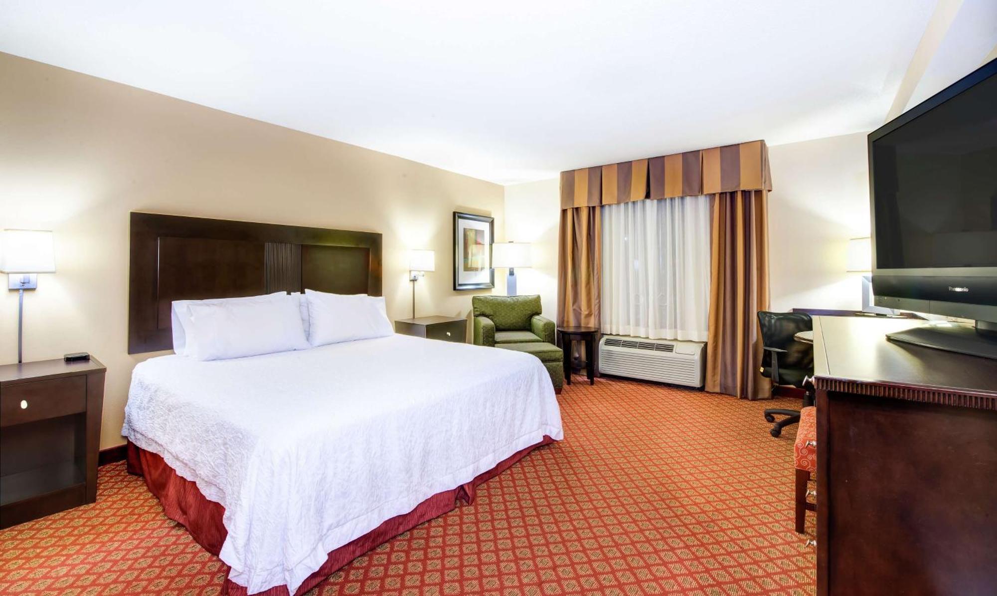 Hampton Inn & Suites Скотсборо Экстерьер фото